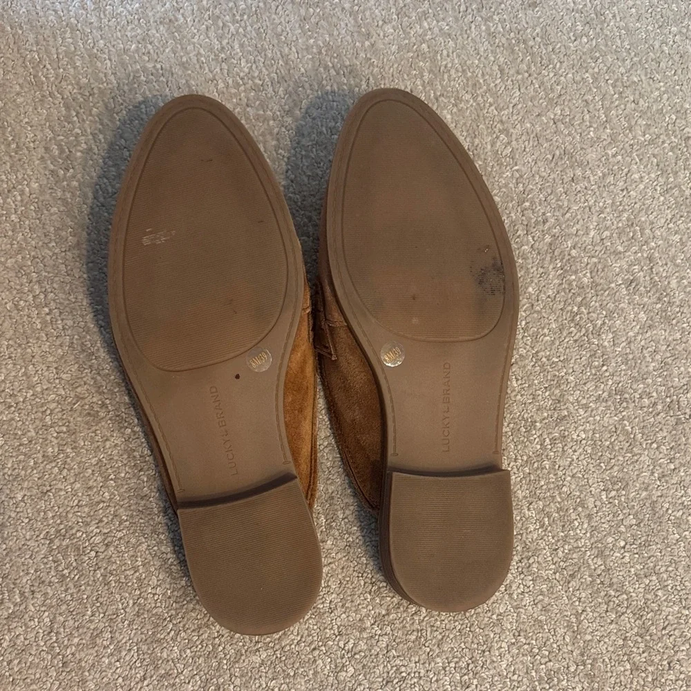 Lucky Brand Women’s  Tan Suede Slip-Ons - Picture 3 of 4